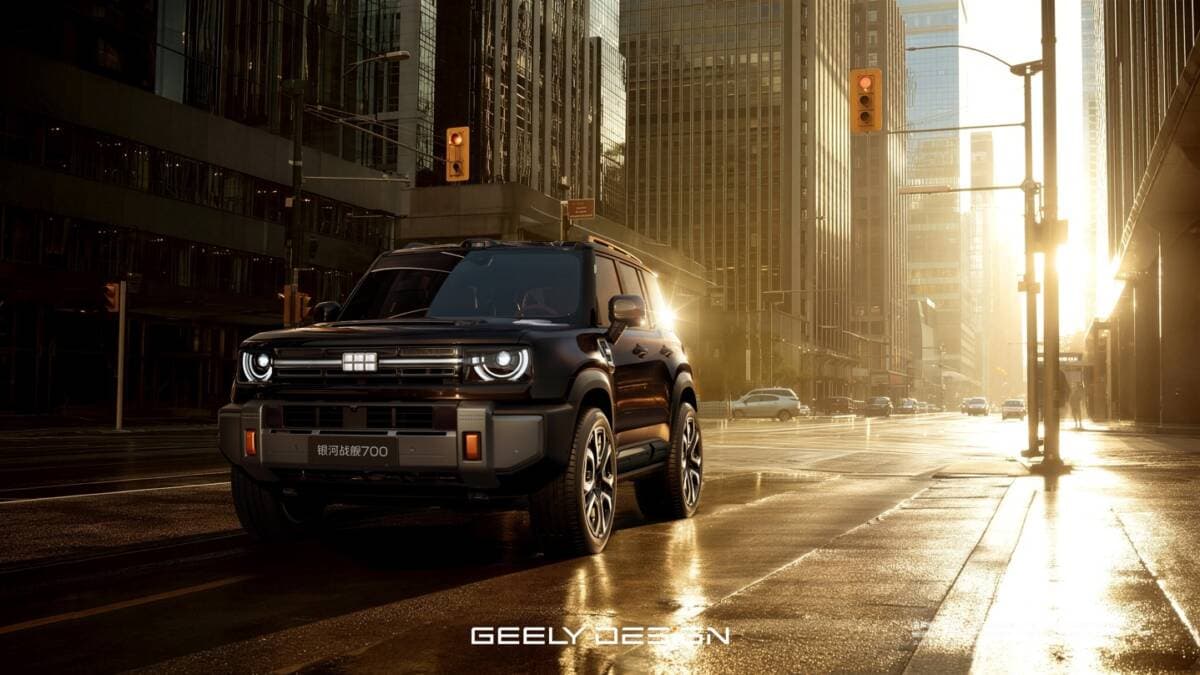 Geely presentó el SUV Galaxy Battleship 700 con 1,129 hp y conectividad por satélite