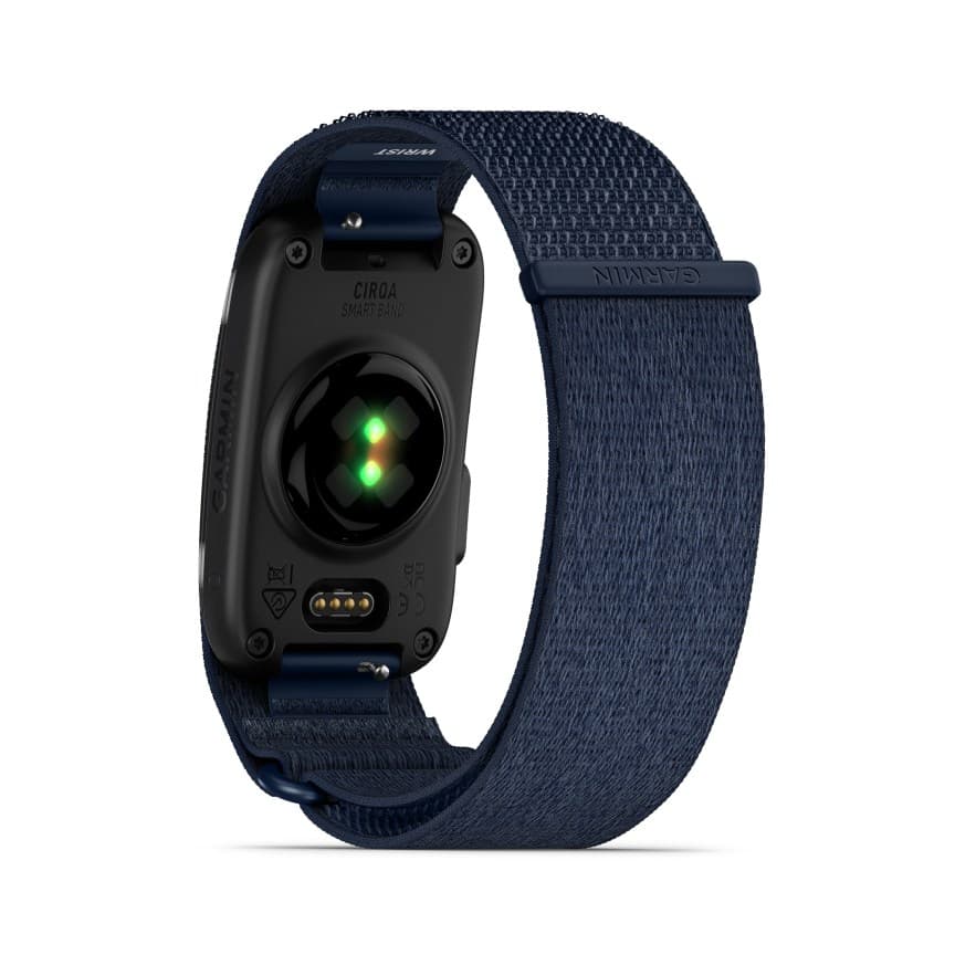 La pulsera inteligente Cirqa azul sobre un fondo blanco.