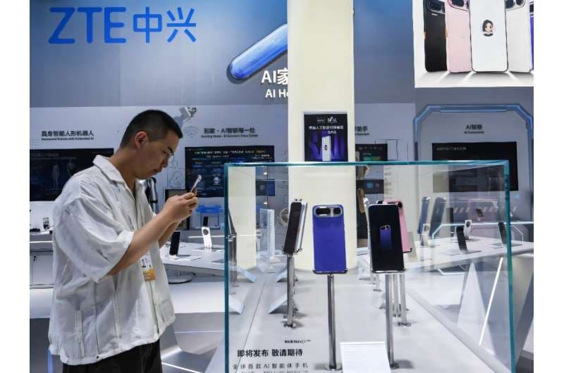 Chinese firms showed off phones that would be run by artificial intelligence