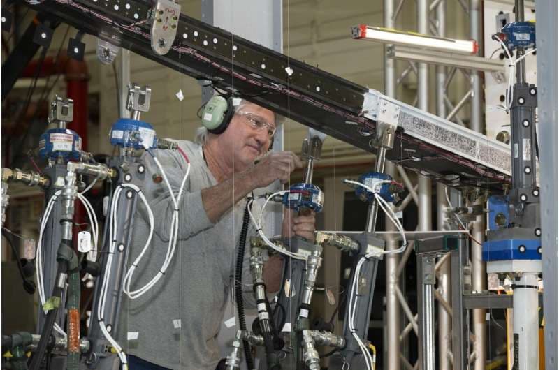 La NASA lleva el nuevo diseño de ala hasta hallar los límites estructurales