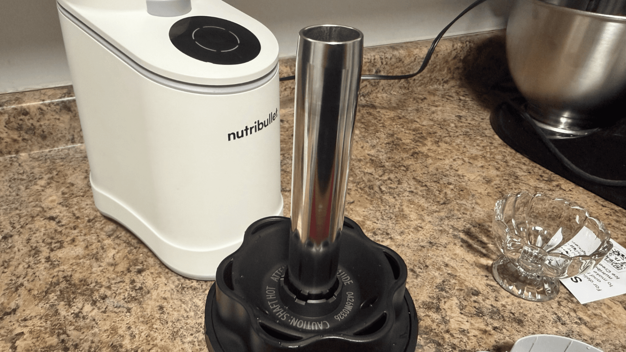 El eje del bloque de cuchillas del Nutribullet Chill.