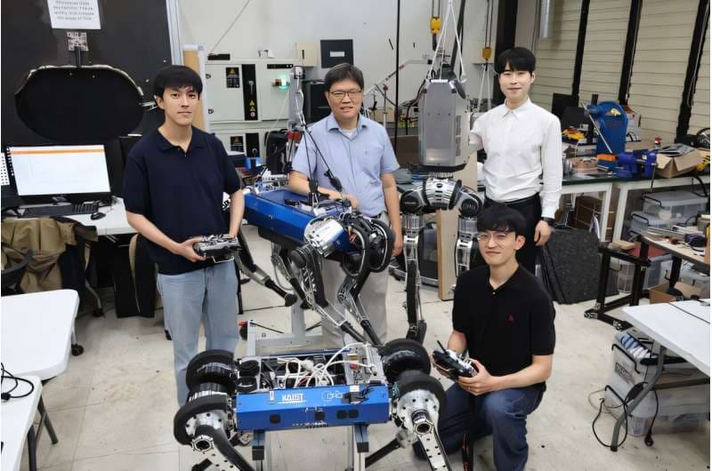 KAIST develops robot that judges its surroundings and walks, runs, and jumps like an animal