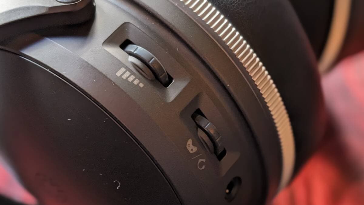 Close-up of the volume control on the Maxwell 2 ANC headset