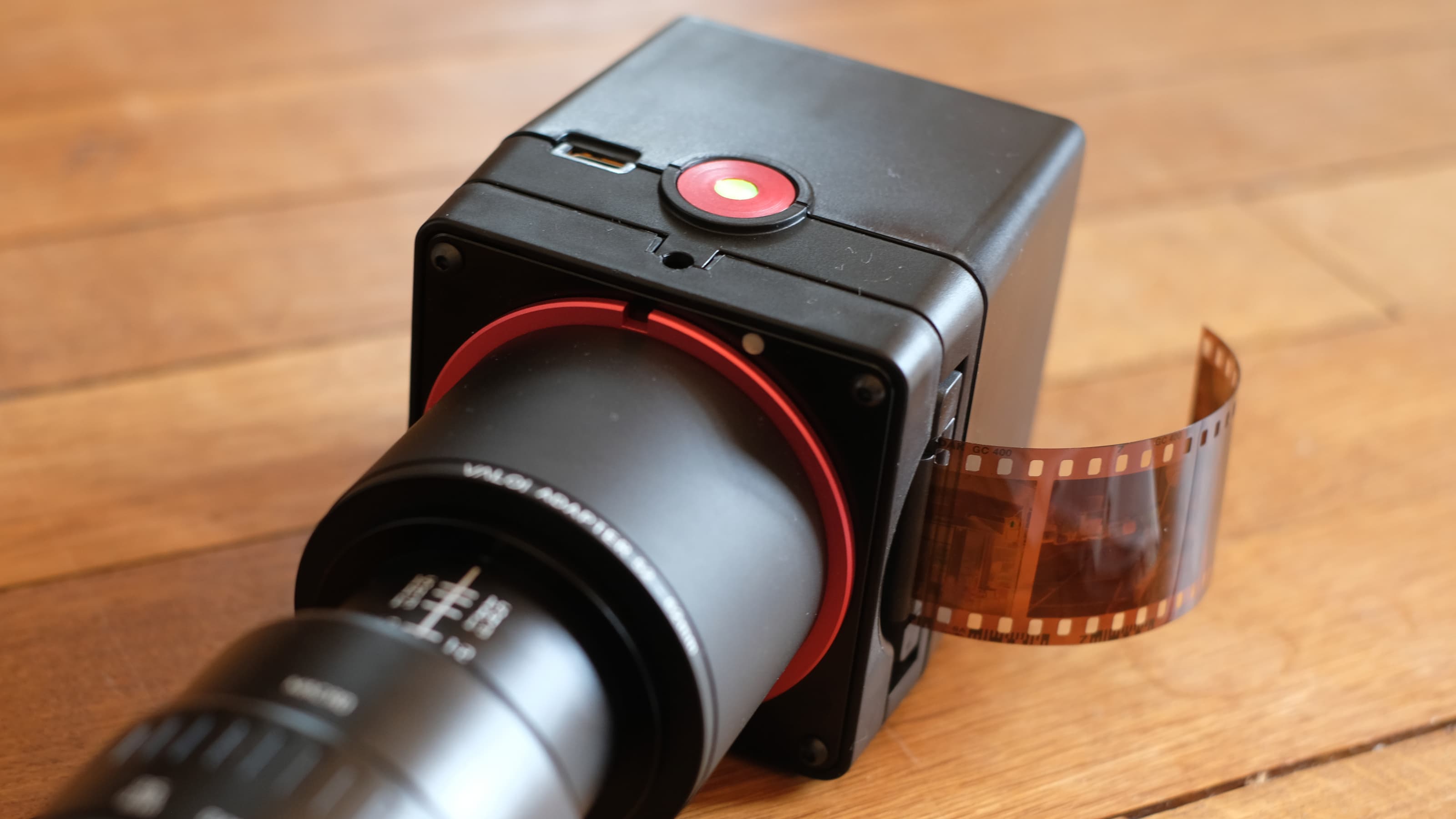 Fotografía del escáner de película Valoi Easy35 V2