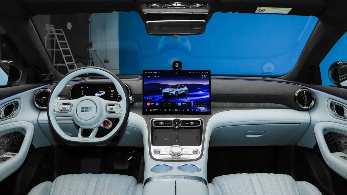 Interior de la cabina del Geely Galaxy TT Ultra